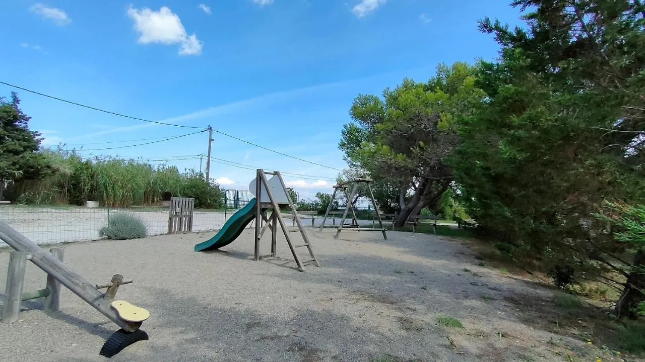 Camping Tikayan Felix De La Bastide Saint-Mitre-les-Remparts Campsite