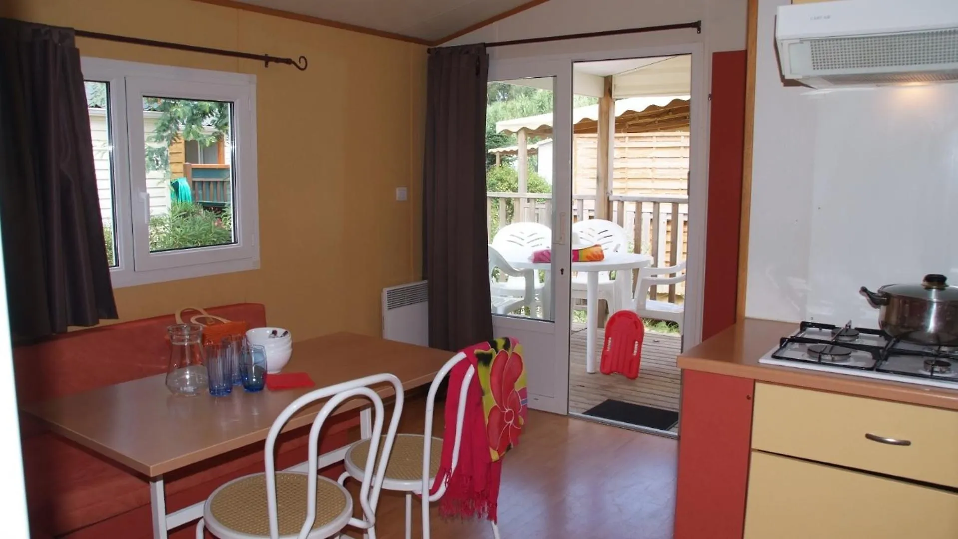 Campsite Camping Tikayan Felix De La Bastide Saint-Mitre-les-Remparts